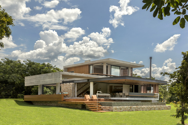 Construcción de Viviendas de Lujo en Santa Cruz - Zafiro